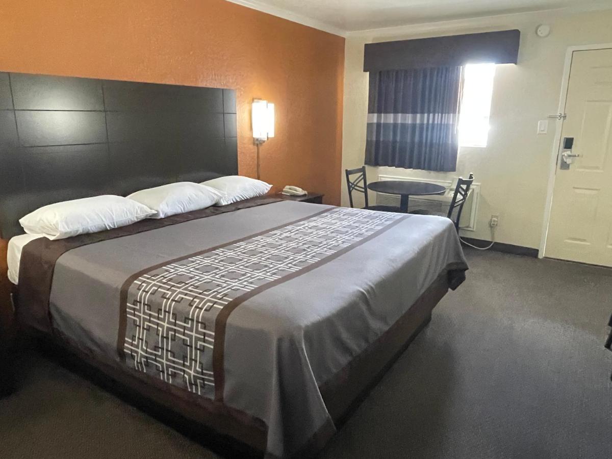Lufkin Inn Zewnętrze zdjęcie